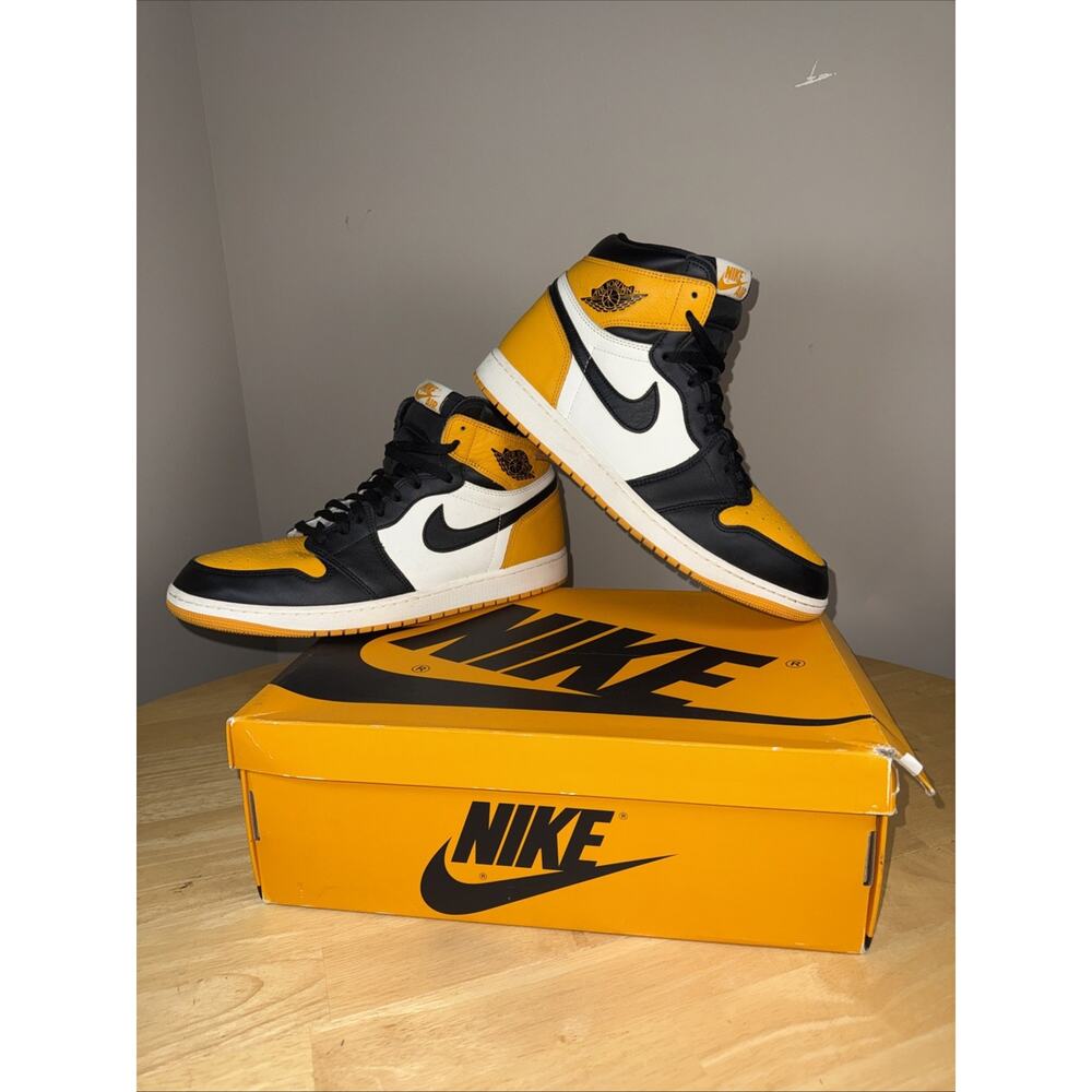 Size 13 - Jordan 1 Retro OG High Yellow Toe OG BOX lightly Used - Picture 2 of 11
